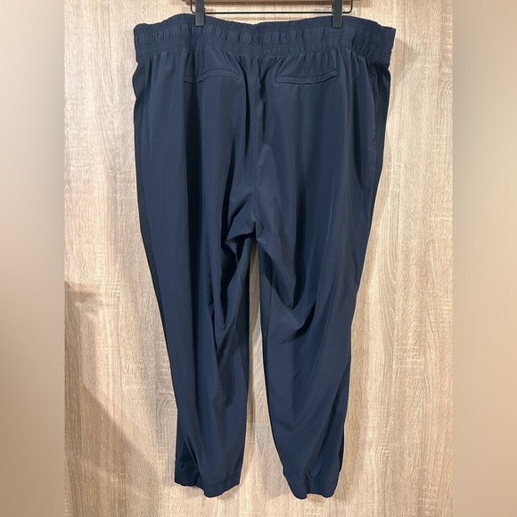 Athleta Brooklyn Jogger Sz 20 Navy Blue - Picture 2 of 6